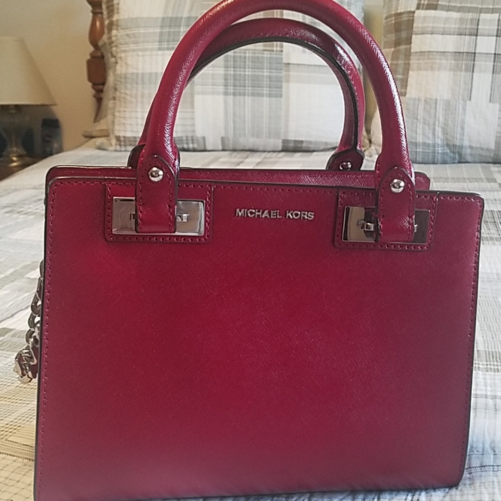 Michael Kors Quinn Cherry Red